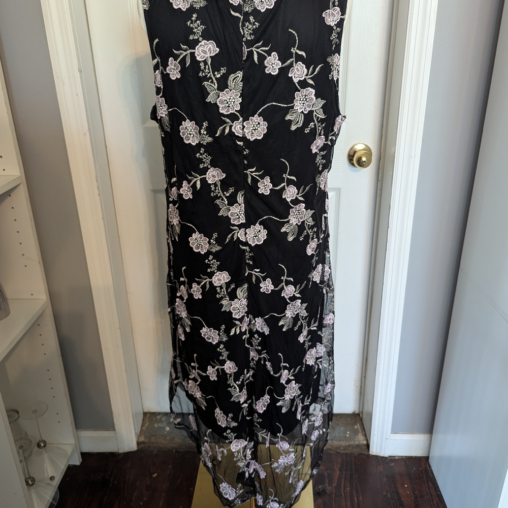 Alfani 18W Black Mesh and Lilac Embroidery Floral Dress - Picture 3 of 4